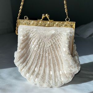 Vintage Ivory/White Vintage Beaded Seashell Evening Bag - Bridal, Prom Purse